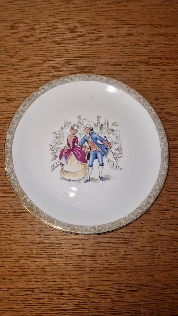 Assiette porcelaine, Enlèvement ou Envoi