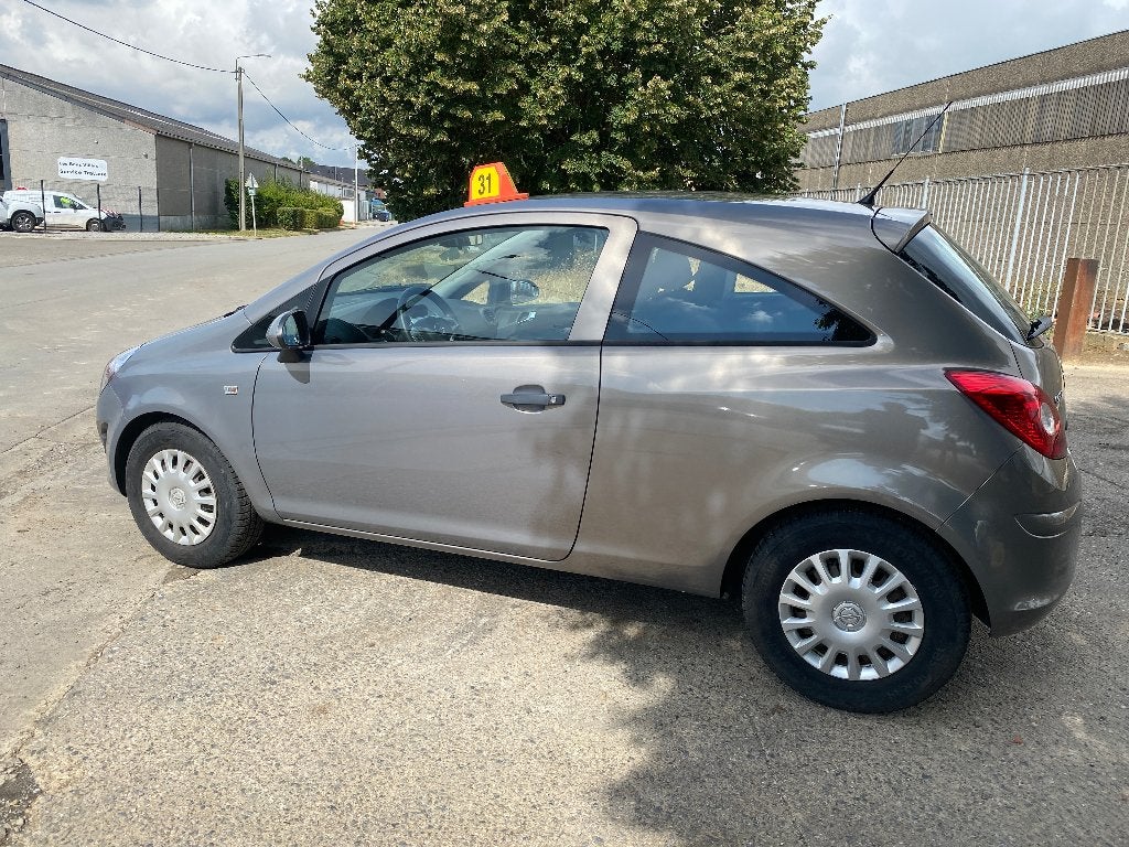 Opel Corsa 1.2i Enjoy     15.OOOKM, Autos, Achat, Entreprise, Boîte manuelle, Entretenue par le concessionnaire