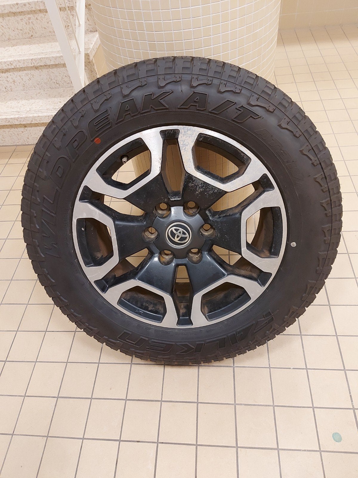 toyota hilux velg en niewe band, Ophalen