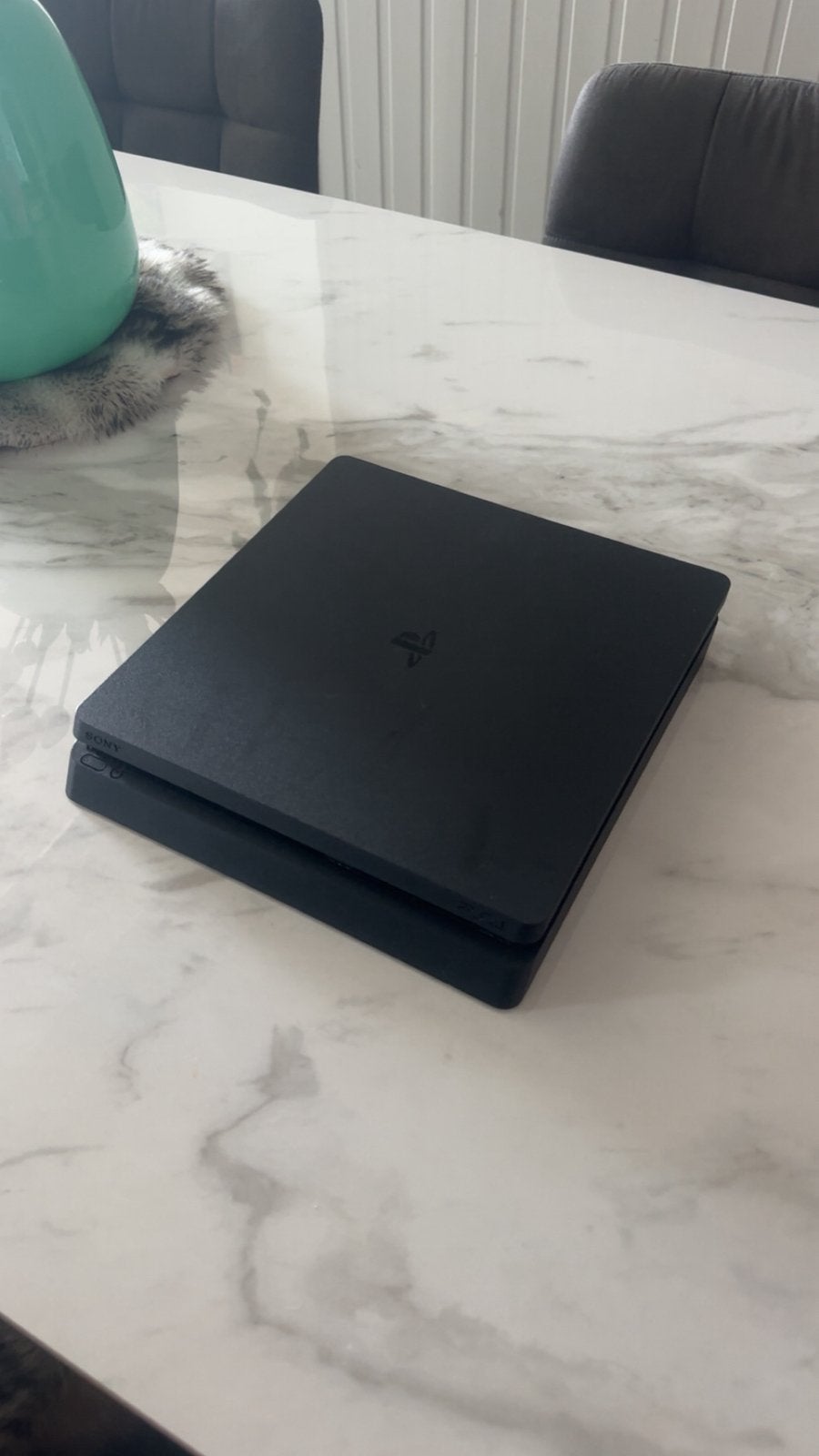 Ps4 slim, Games en Spelcomputers, Spelcomputers | Sony PlayStation 4, Ophalen of Verzenden, Zo goed als nieuw, Slim