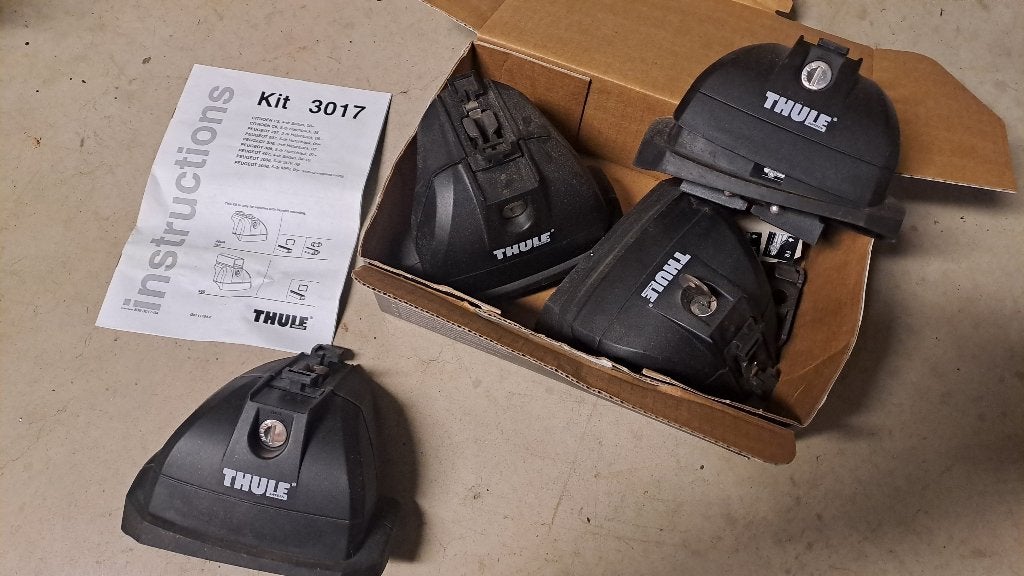Thule kit 3017 + Rapid System 753 voeten Citroen/Peugeot, Ophalen, Gebruikt