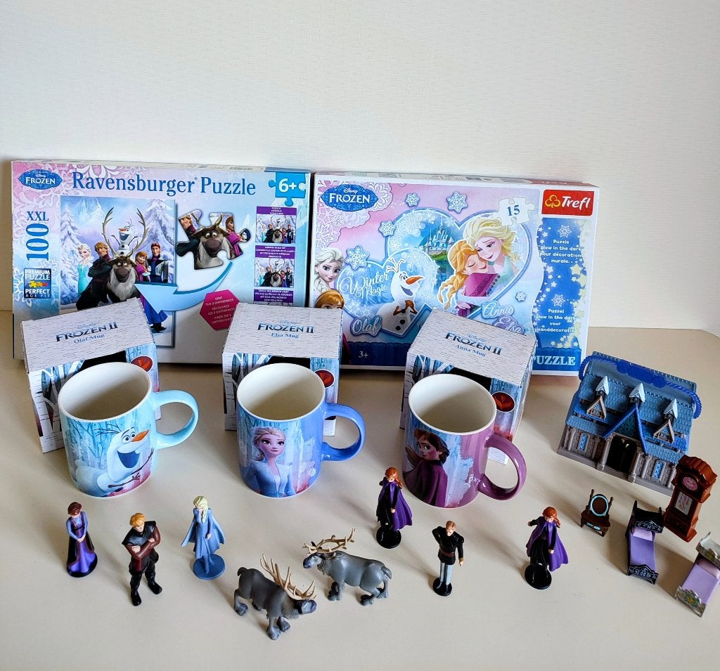 Grand lot Reine des Neiges, Frozen. Voir photos svp, Enlèvement ou Envoi, Autres personnages, Comme neuf, Autres types