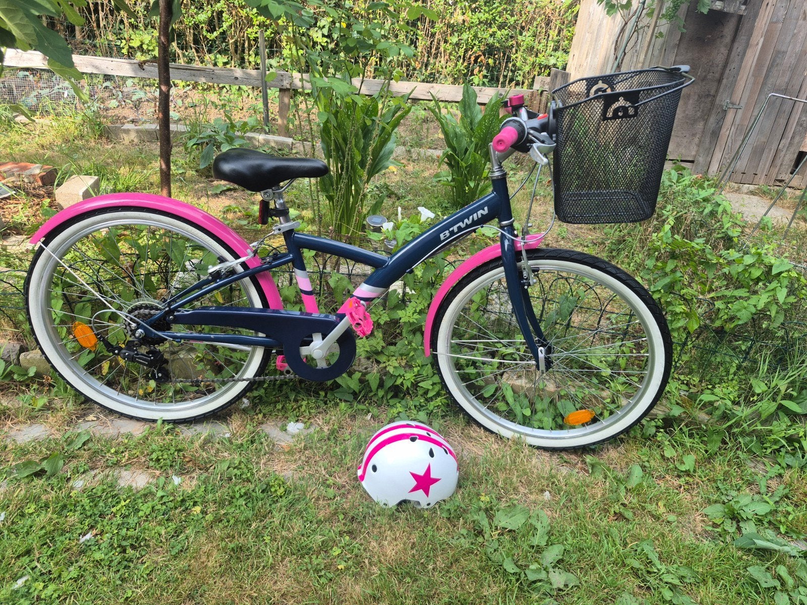 vélo fille 24pouces, Vélos & Vélomoteurs, B-Twin, Comme neuf, Enlèvement, Vitesses