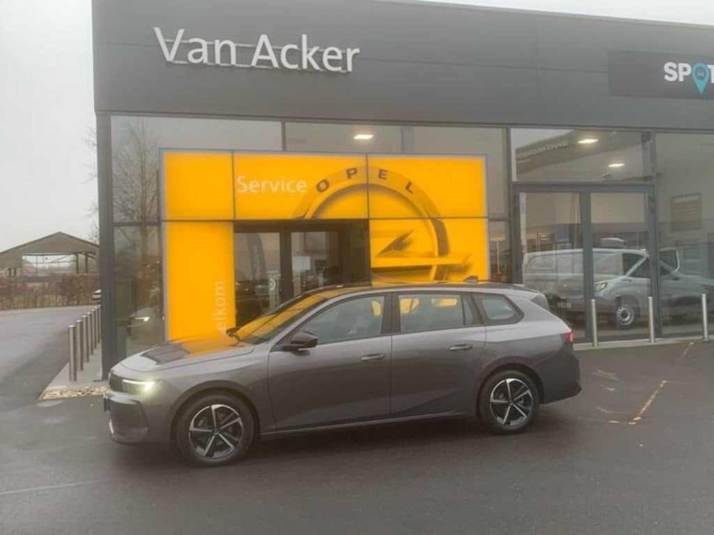 Opel Astra avigatie, Achteruitrijcamera , sensoren Voor en, Zwart, Blauw, https://public.car-pass.be/vhr/c5ab3cba-c9aa-4227-ba7c-5fc459c841af