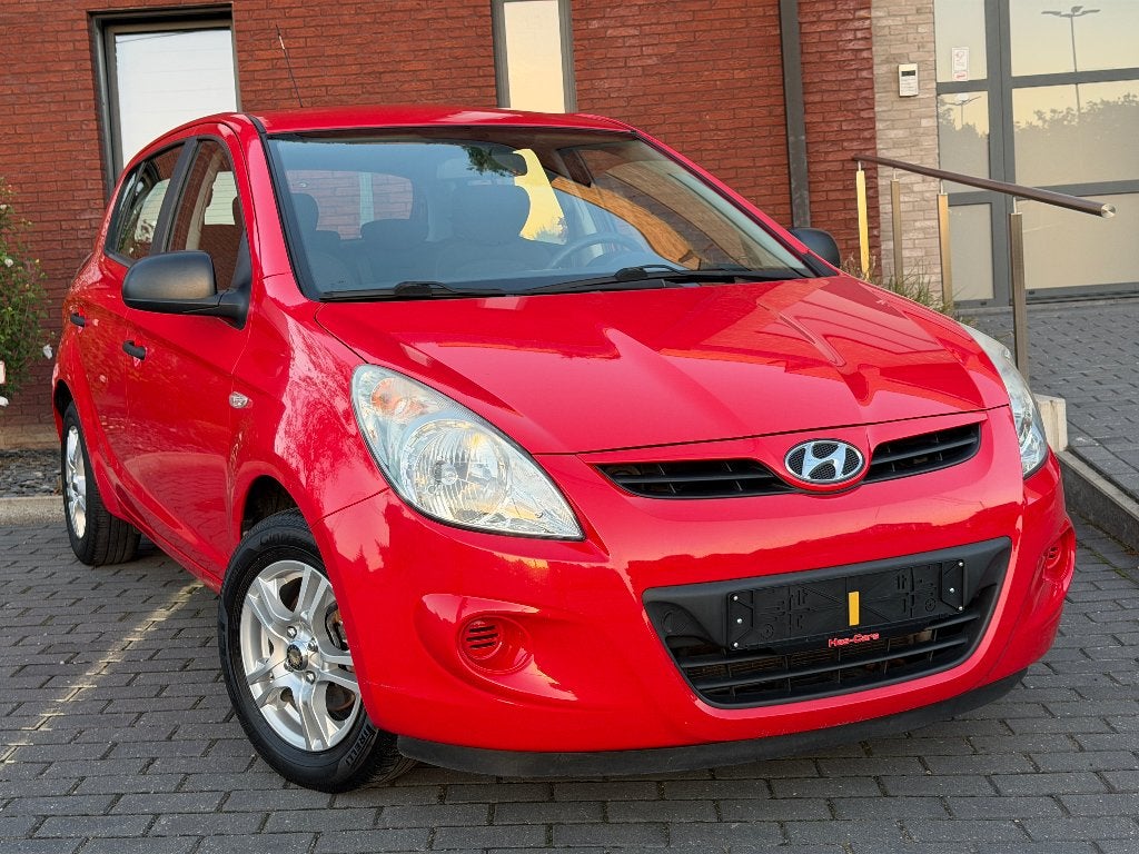 (73.525Km) Hyundai i20 ( 1.2i 77Ch ) (2012) Euro 5 (Lez Ok), Auto's, Euro 5, Stof, 4 cilinders, Bedrijf