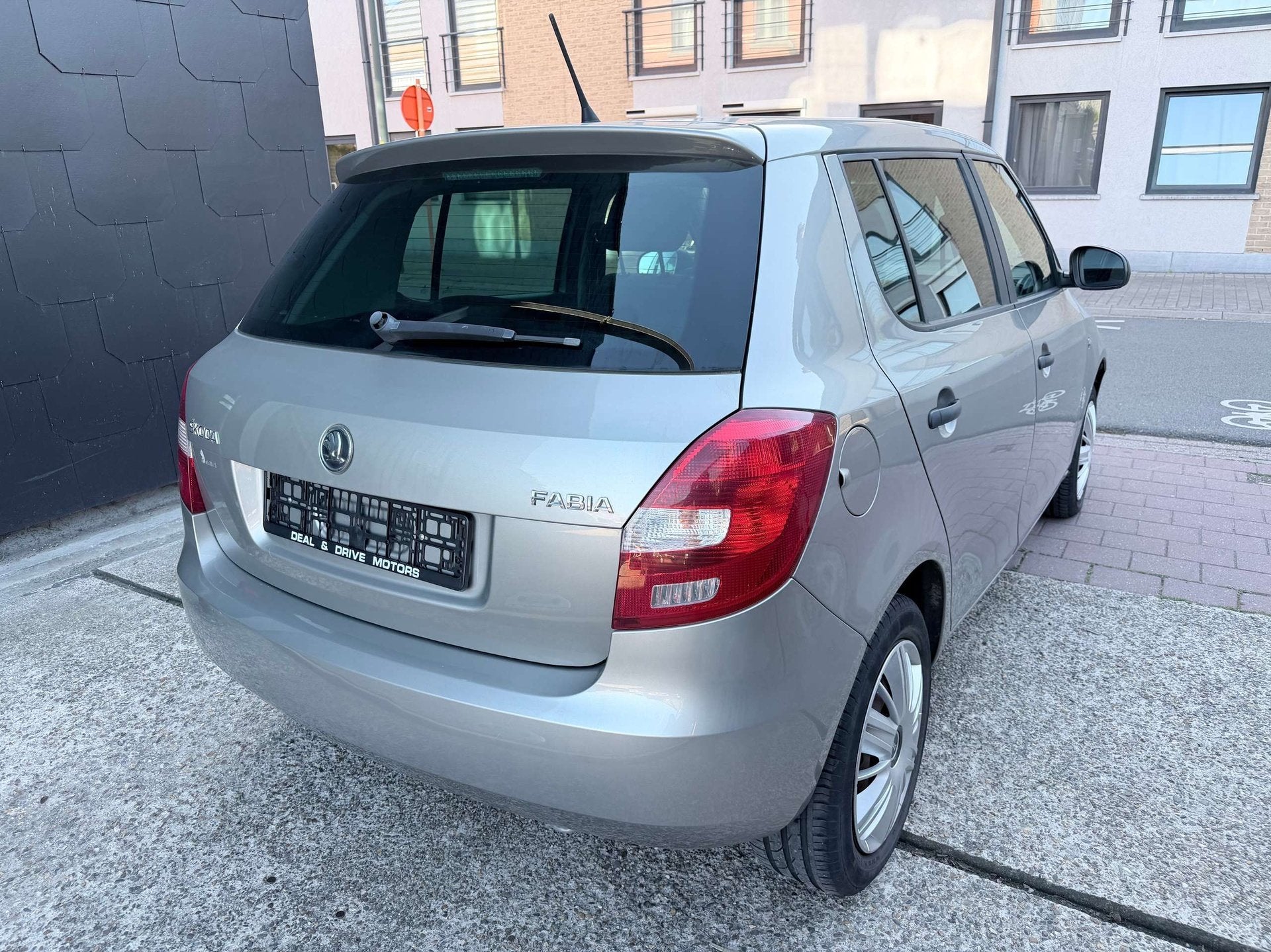 Skoda Fabia 1.2 I EDITION ACTIVE AIRCO, Autos, Euro 5, Achat, Entreprise, Boîte manuelle