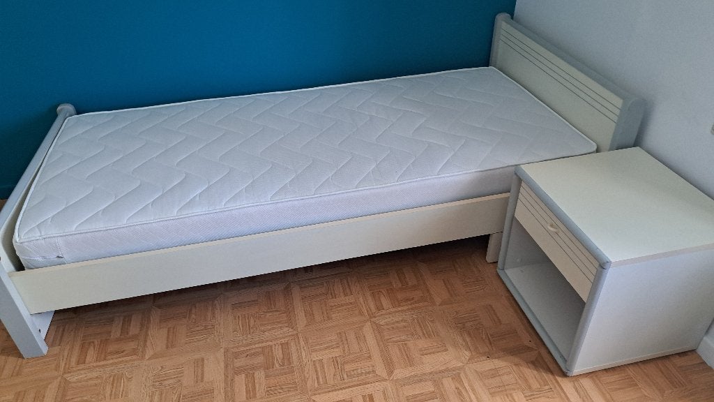 Lit simple avec sommier à lattes et matelas neuf, Maison & Meubles, Chambre à coucher | Lits, Une personne, Enlèvement, Utilisé