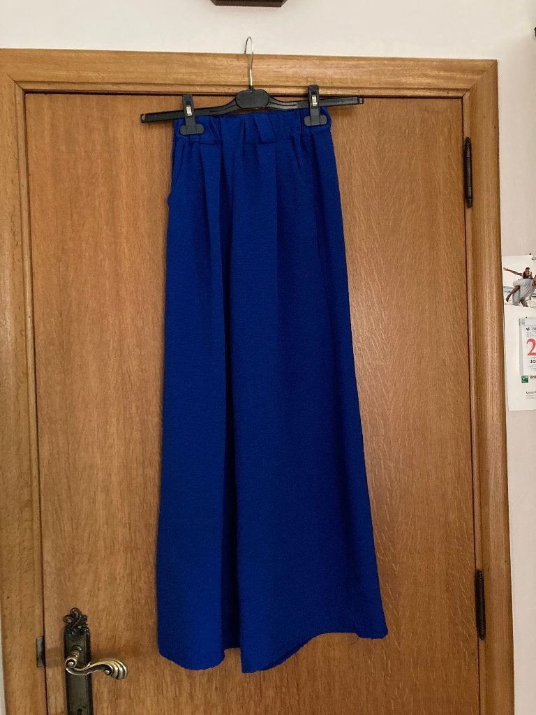 Blauwe lange broek met brede pijpen, May, 170, Kinderen en Baby's, Kinderkleding | Maat 170, Ophalen of Verzenden, Zo goed als nieuw