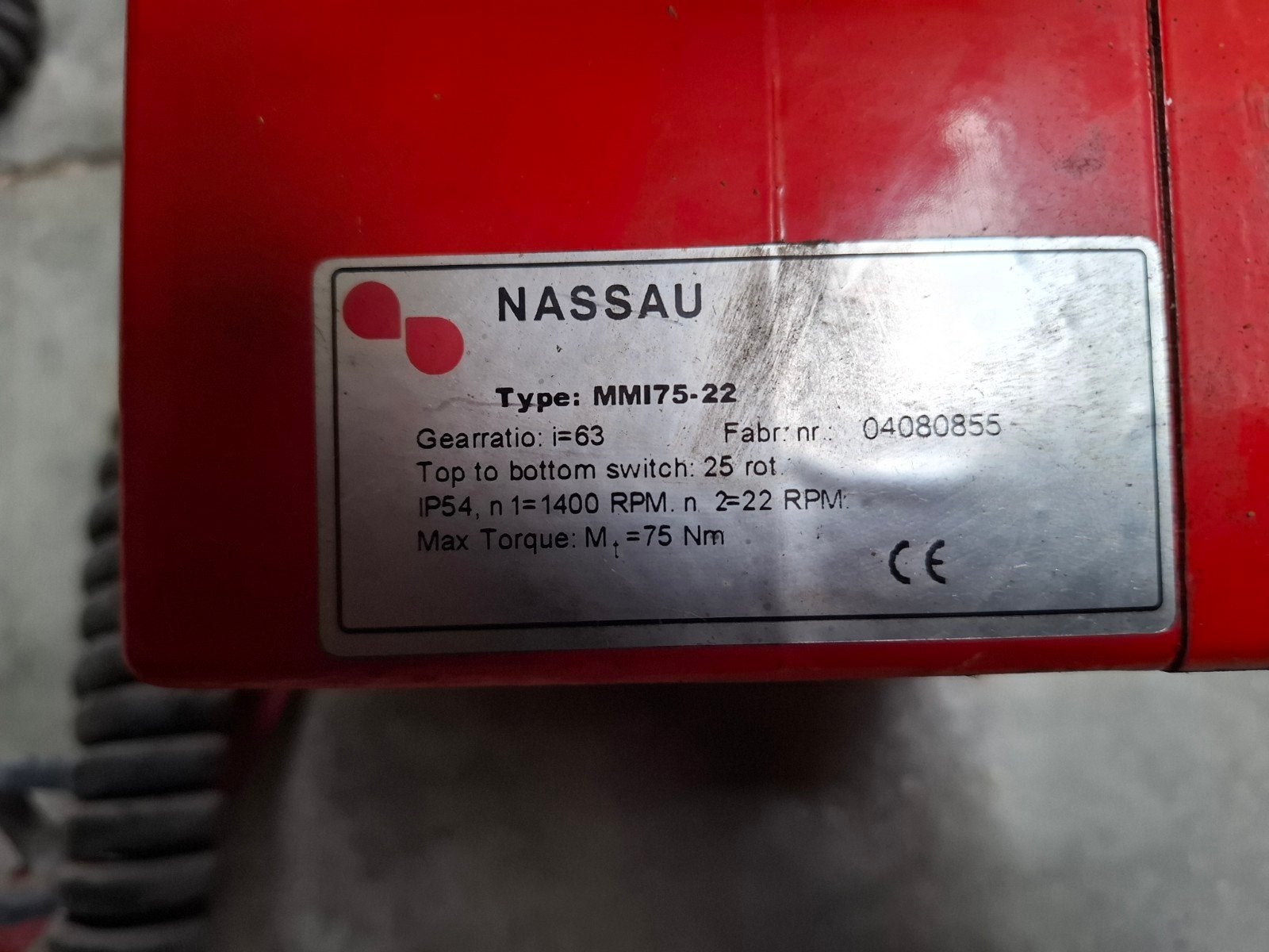 motor sectionaalpoort, Ophalen