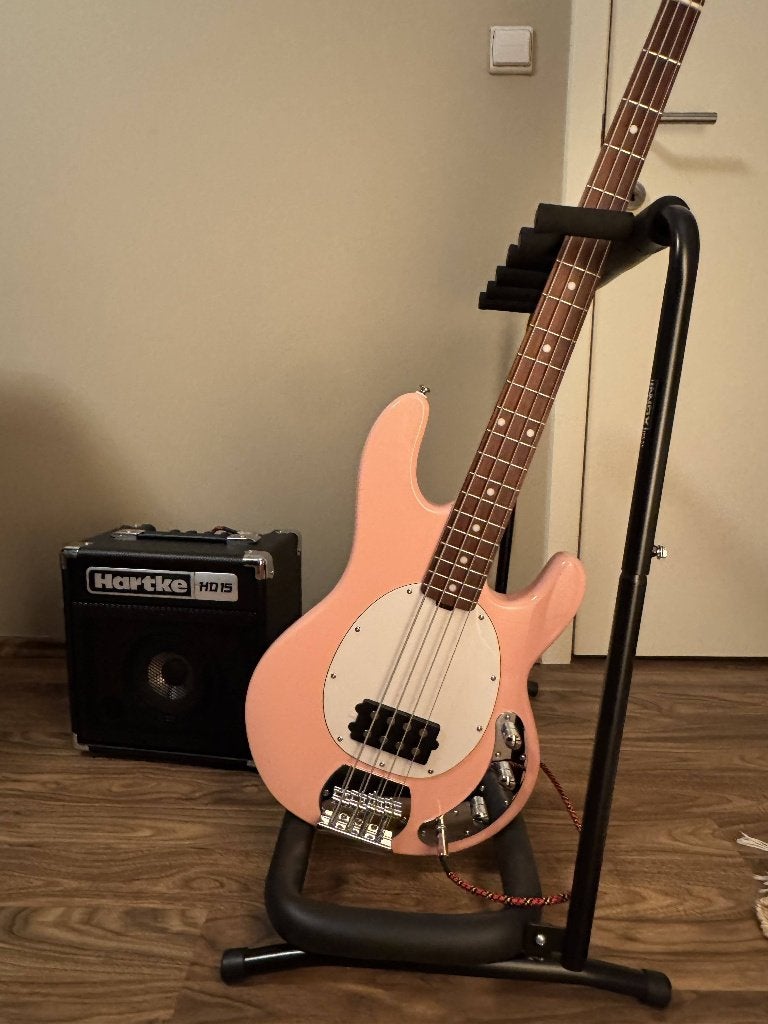 Sterling Stingray Ray 4 & Hartke HD15 speaker, Musique & Instruments, Enlèvement, Comme neuf, Électrique