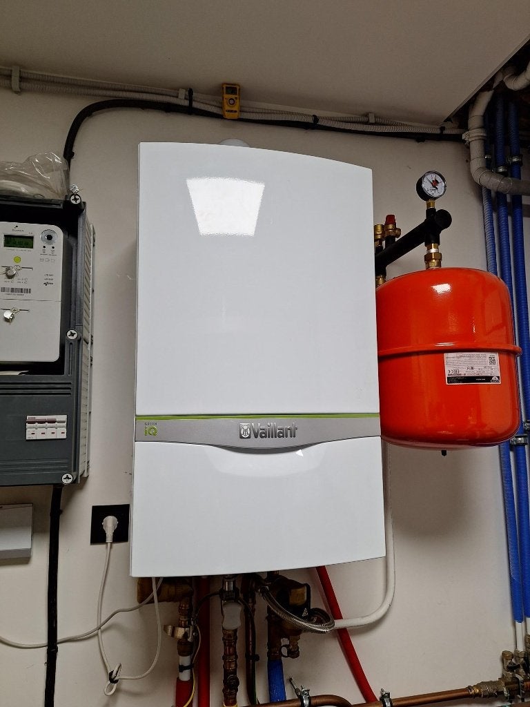 Vaillant ecoTEC Exclusive 436/5-7 R1, Doe-het-zelf en Bouw, Ophalen, 20 tot 100 liter, Aardgas, Boiler