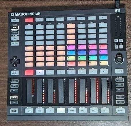 native instruments maschine jam, Musique & Instruments, Enlèvement ou Envoi, Comme neuf