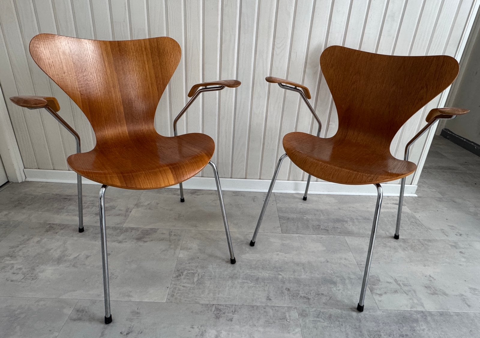 2 armstoelen Serie 7 (3207) Arne Jacobsen – Fritz Hansen, Ophalen, Gebruikt, Twee, Overige kleuren