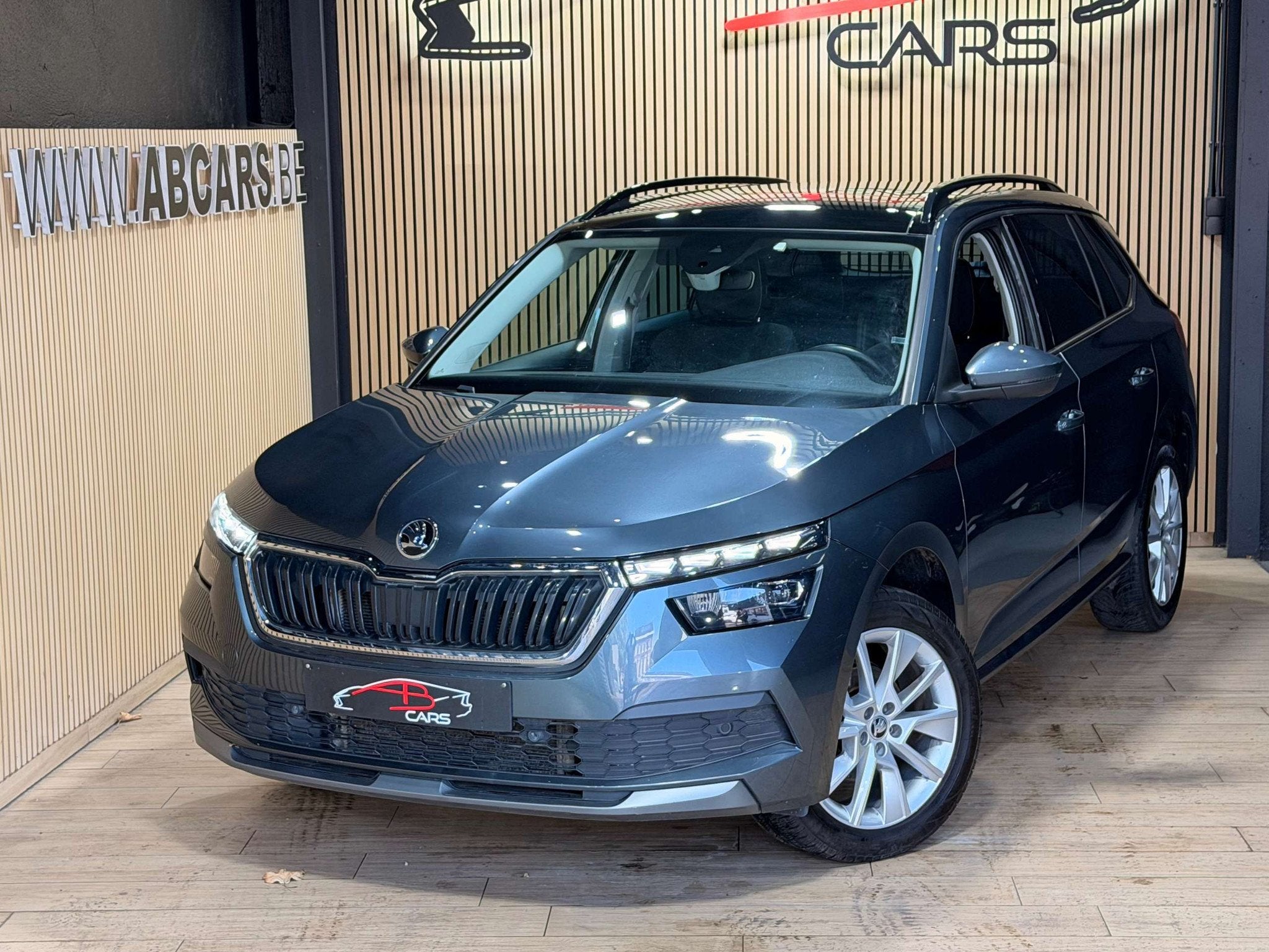 Skoda Kamiq 1.5 TSI Style DSG * GARANTIE 12 MOIS * 1ER PROP, Auto's, Skoda, Automaat, https://public.car-pass.be/vhr/0dce95d7-eb4a-41e1-8f89-42d2d6910587