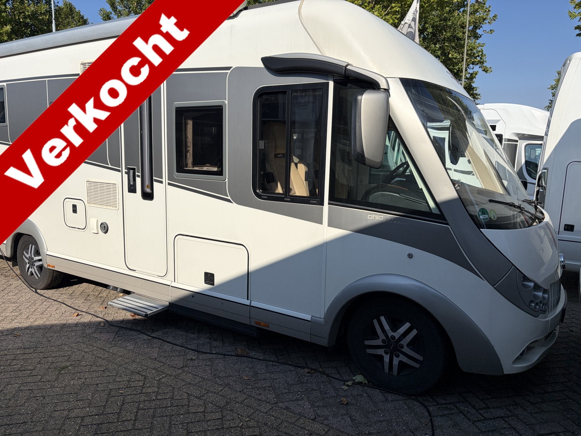 Carthago CHIC E-LINE I 51 QB Queensbed Hefbed Levelsysteem, Galliersweg 39
5349AT  OSS, NL, 7 tot 8 meter, Diesel, Carthago