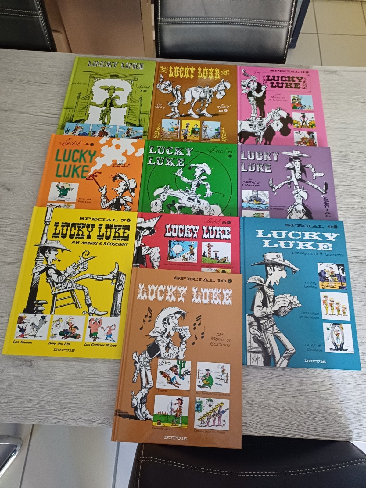 Bd intégrale spécial Lucky Luke 1 à 10, Livres, BD, Plusieurs BD, Enlèvement ou Envoi, Comme neuf, Morris - Goscinny