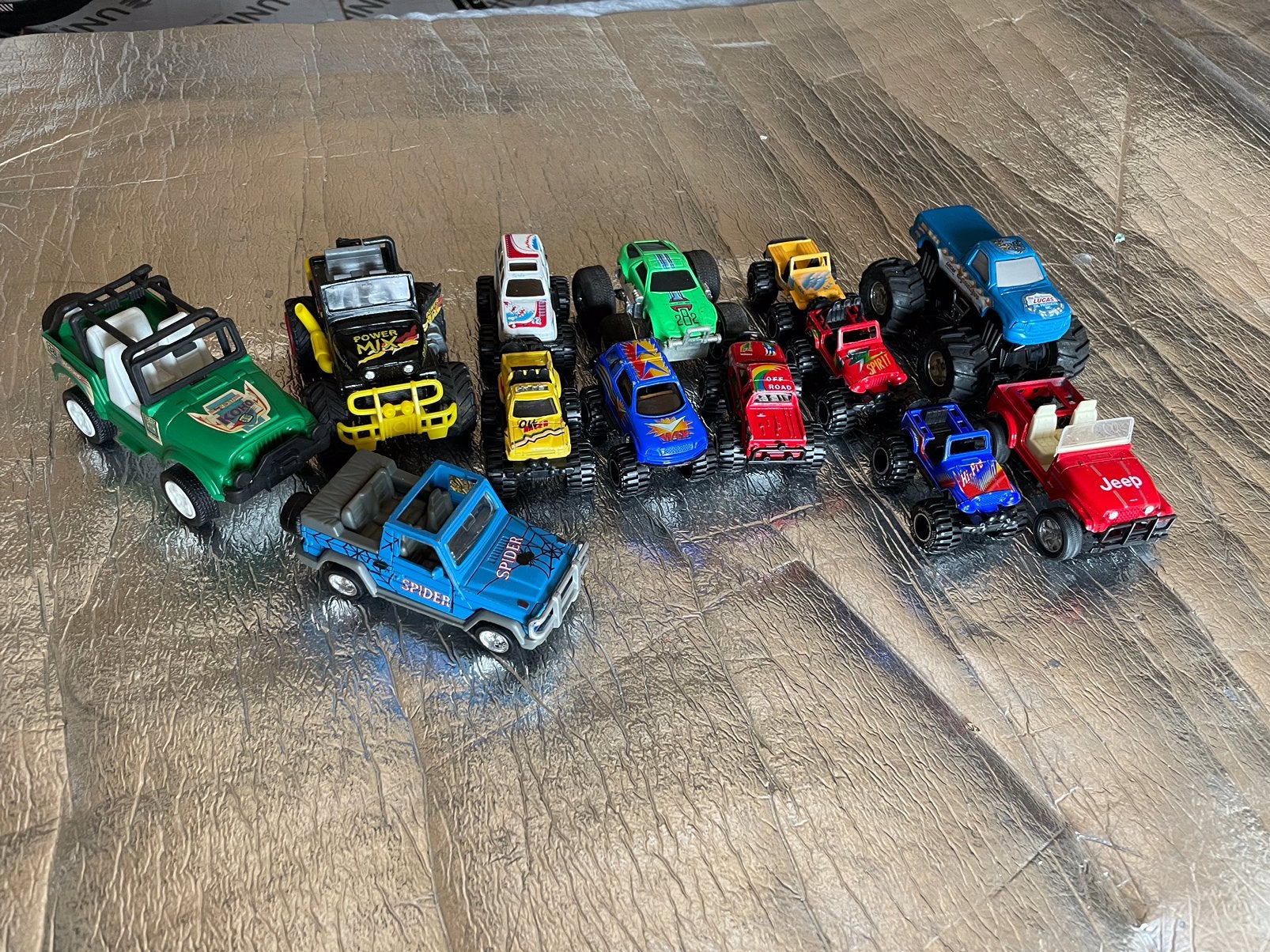 Monstertruck modelauto, Hobby en Vrije tijd, Ophalen, Gebruikt