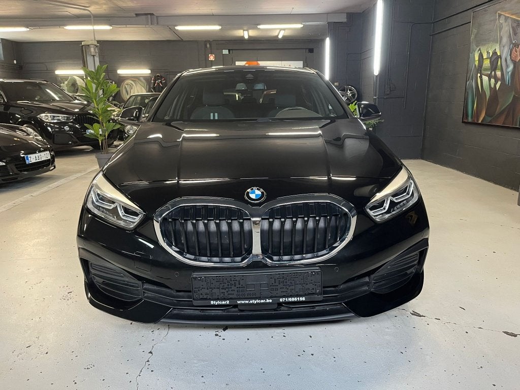 BMW 116i **BOITE AUTO** SPORTLINE** 12 MOIS DE GARANTIE, Automaat, Euro 6, Zwart, Bedrijf