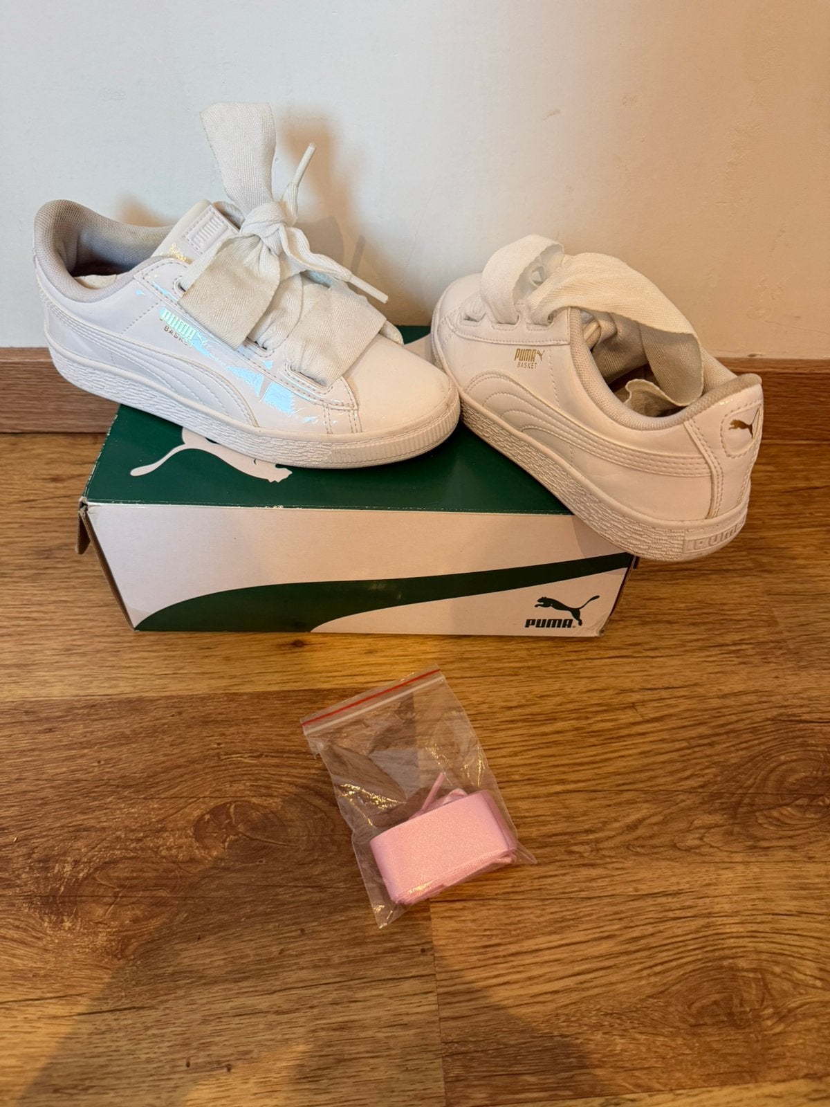 Chaussures Puma taille 34, Enlèvement, Comme neuf