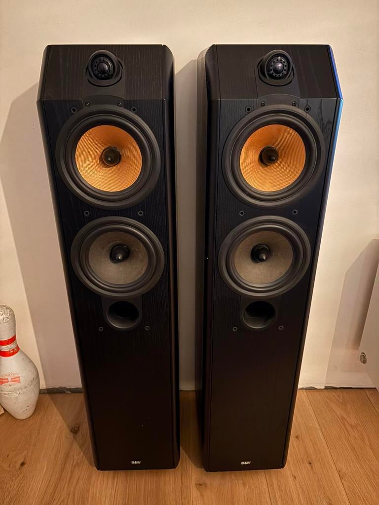 Édition spéciale B&W CDM7, Comme neuf, Enlèvement, Bowers & Wilkins (B&W), Haut-parleurs Frontaux, Arrière ou Stéréo