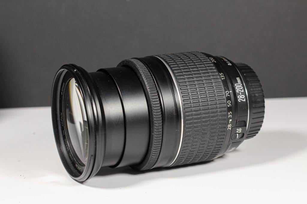 canon efs 18-200 IS extra vacance 1seul objectif, Ophalen, Zo goed als nieuw, Zoom