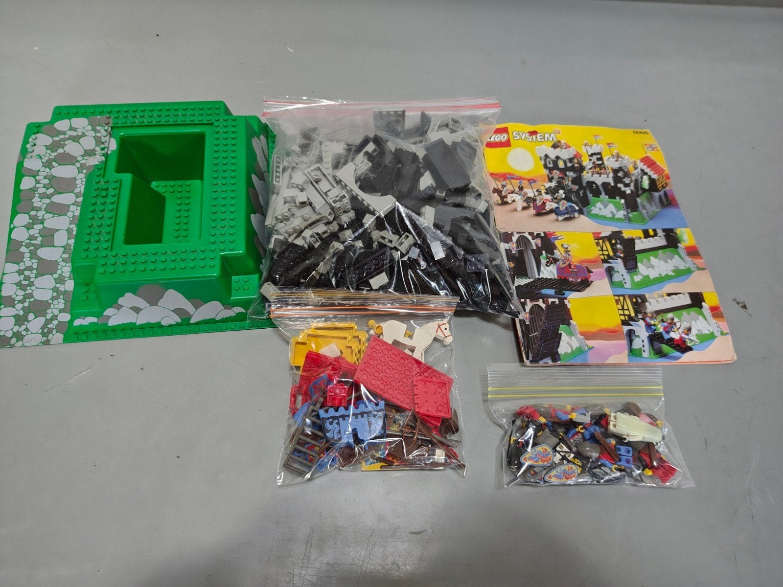 Lego 6086 black Knight's Castle compleet, Enlèvement ou Envoi, Complet, Lego, Castle