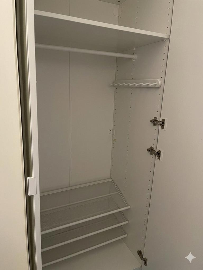 IKEA pax kast met spiegeldeur, Ophalen, Zo goed als nieuw