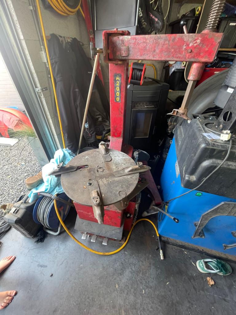 380v bandenmachine en 230v balansset, Auto diversen, Autogereedschap, Ophalen, Gebruikt