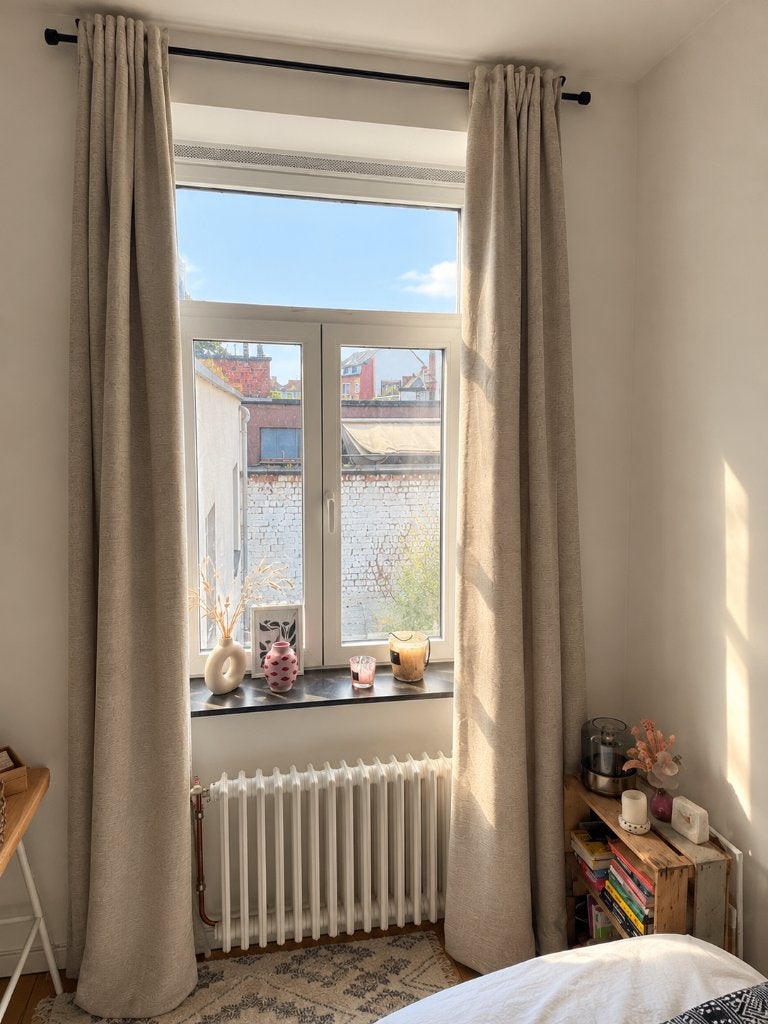 Lange gordijnen + zwarte rail, Ophalen, Overgordijn, 295 cm, Beige