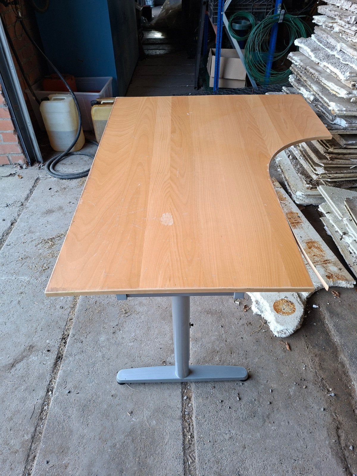 Bureautafel, Ophalen