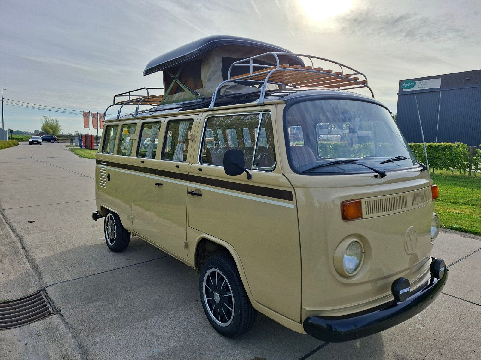 Volkswagen T2 camper, Auto's, Volkswagen, Beige, Bedrijf, Handgeschakeld