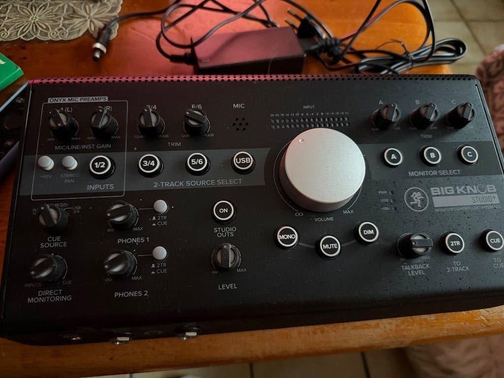 Mackie BIG KNOB STUDIO+, Ophalen, Zo goed als nieuw, 5 tot 10 kanalen, Microfooningang