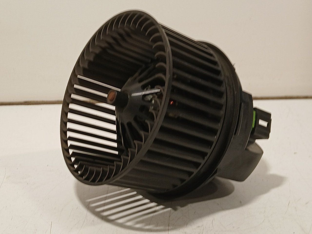 Kachel ventilator motor Ford C-Max, Onderdelen@venauto.nl, Van der Ven Autorecycling B.V., Gebruikt, Ettenseweg 76, 4706 PB Roosendaal, The Netherlands