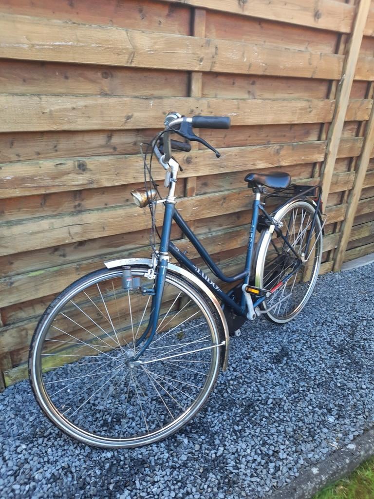 Damesfiets ludo (studentenfiets), Fietsen en Brommers, Ophalen