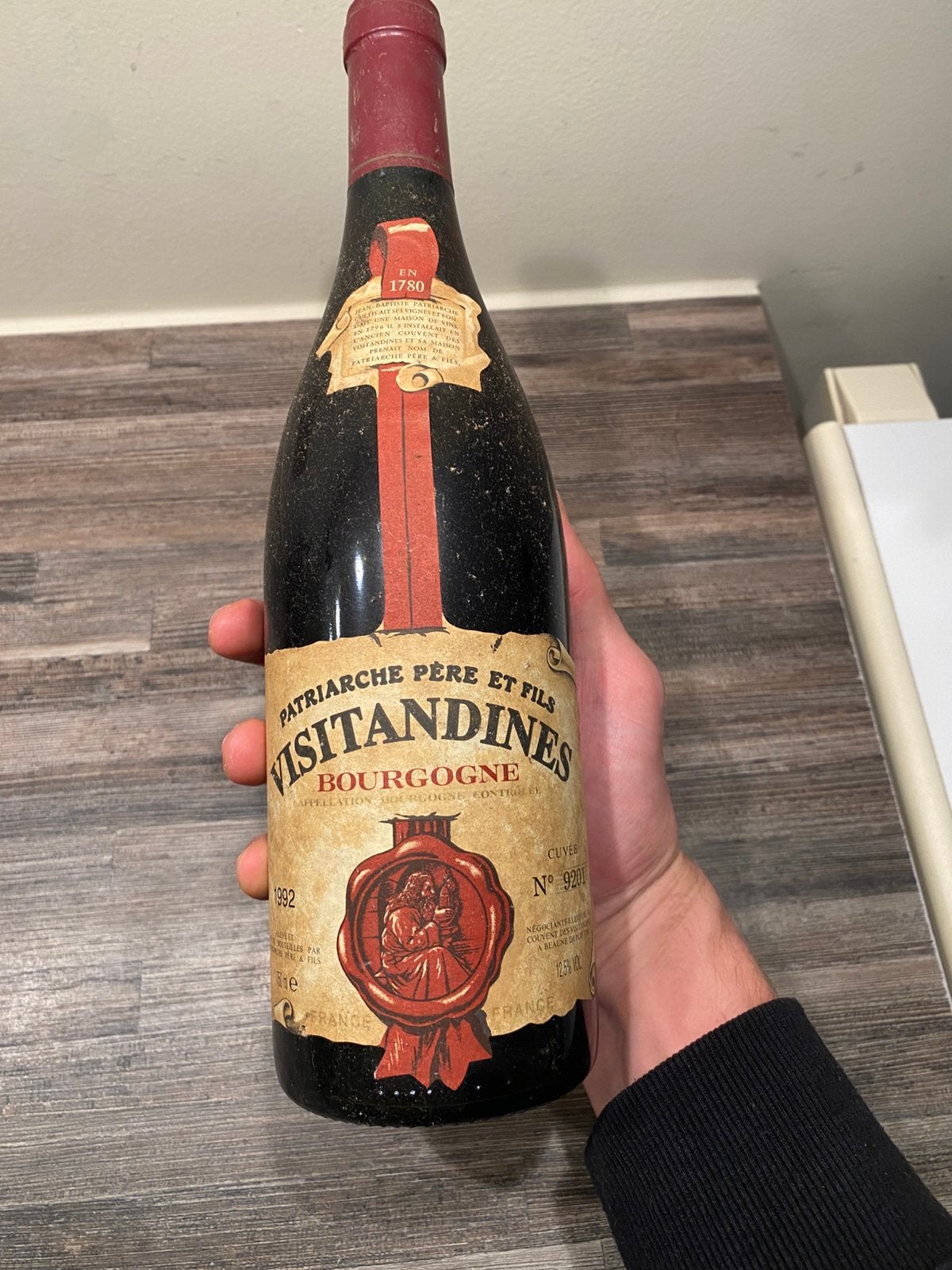 Patricha Visitandines Bourgogne 1992, Collections, Enlèvement ou Envoi, Pleine, Comme neuf, Vin rouge