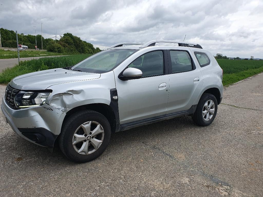 DACIA DUSTER 1.3 ESSENCE --- ACCIDENTER ---, Argent ou Gris, Achat, Euro 6, Duster