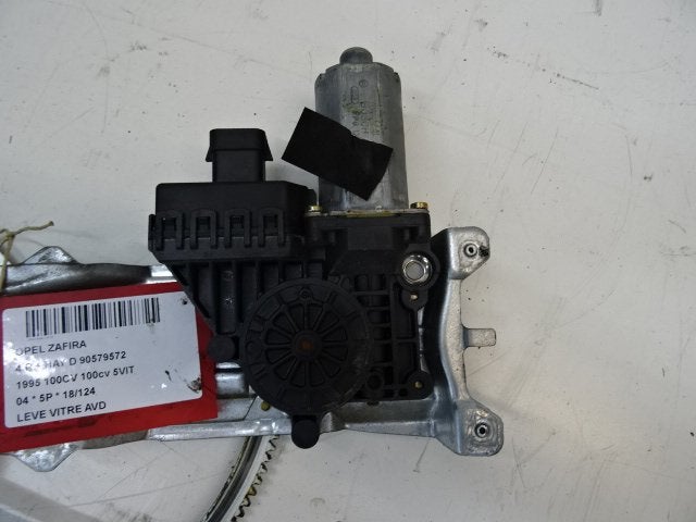 MOTEUR LEVE VITRE ELECTRIQUE AVANT DROIT Opel Zafira (F75), Utilisé, Droite, Opel