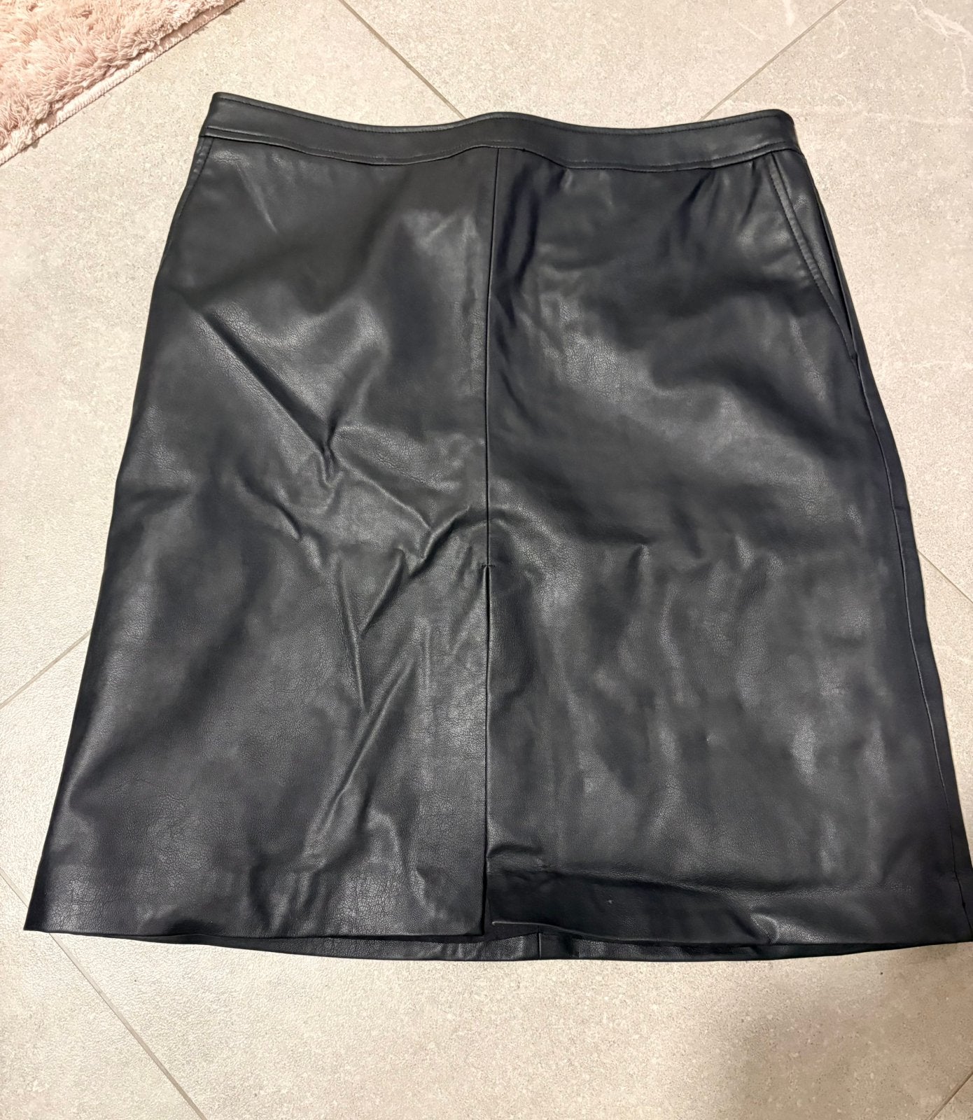 Lederen rok h&m maat 46 - nieuw met etiket, Kleding | Dames, Ophalen of Verzenden, Nieuw, Maat 46/48 (XL) of groter