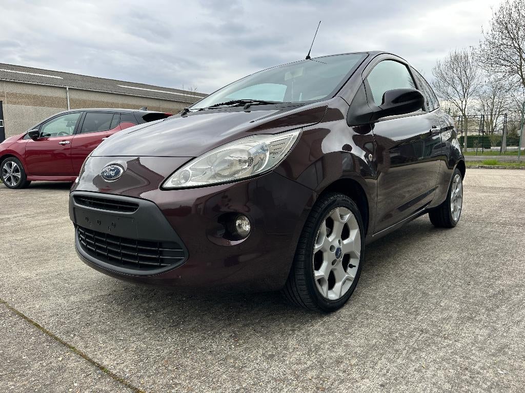 Ford Ka Benzine 2010 12 Maanden wettelijke garantie, Auto's, Voorwielaandrijving, 4 zetels, Stof, Ka