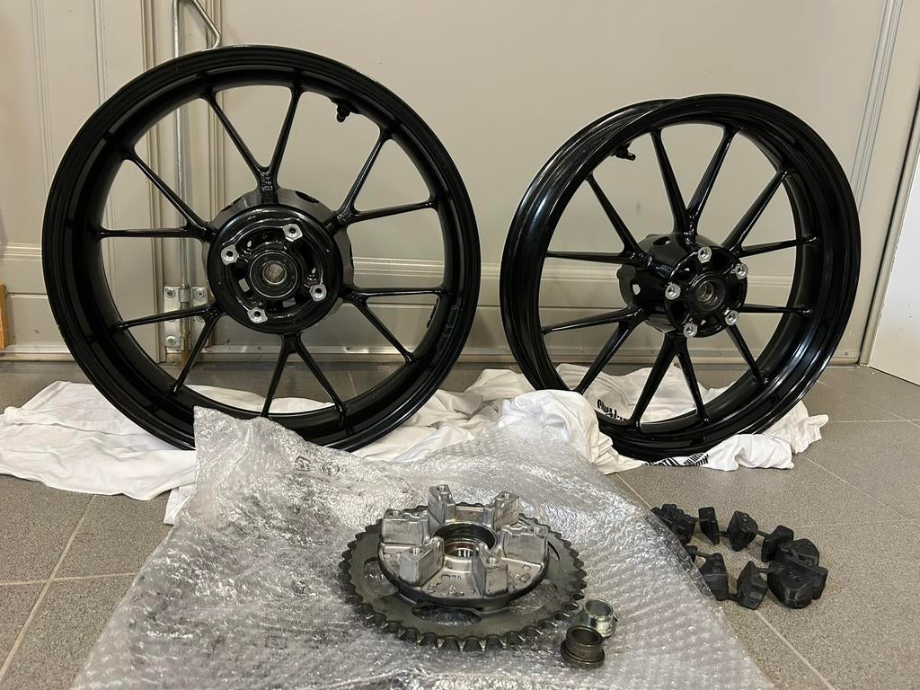 Roues / jantes Triumph Speed Twin 1200 Thruxton, Enlèvement