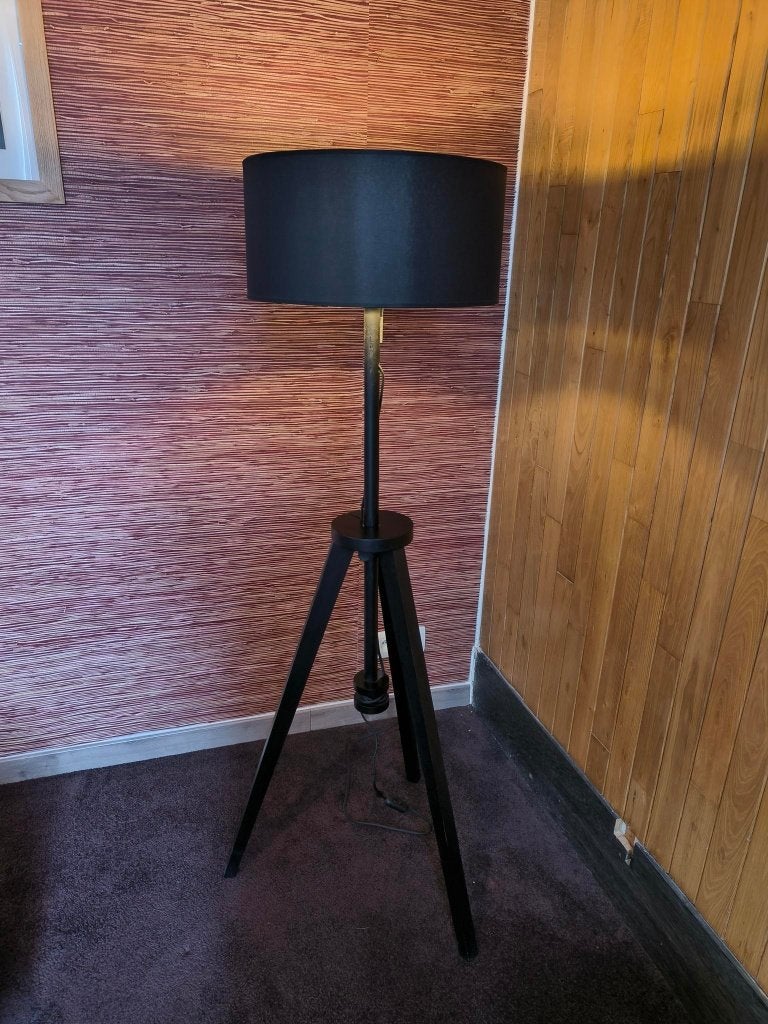 Lampe sur pied noir en bois avec abat-jour noir, Ophalen, Overige typen, Zwart, Zo goed als nieuw