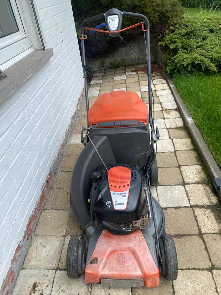Tondeuse HUSQVARNA LC 48V autotractée, Ophalen, Gebruikt, Versnellingen, Minder dan 90 cm