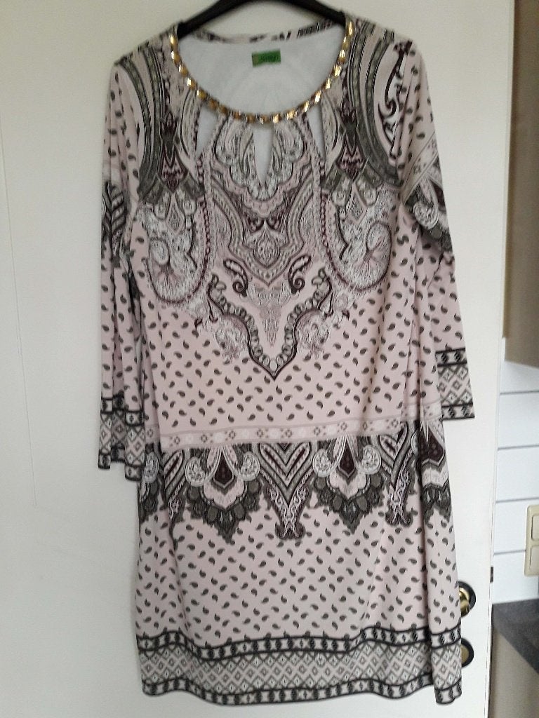Kleedje, zo goed als nieuw. Maat : XXL. Merk : K-Design., Ophalen of Verzenden, Nieuw