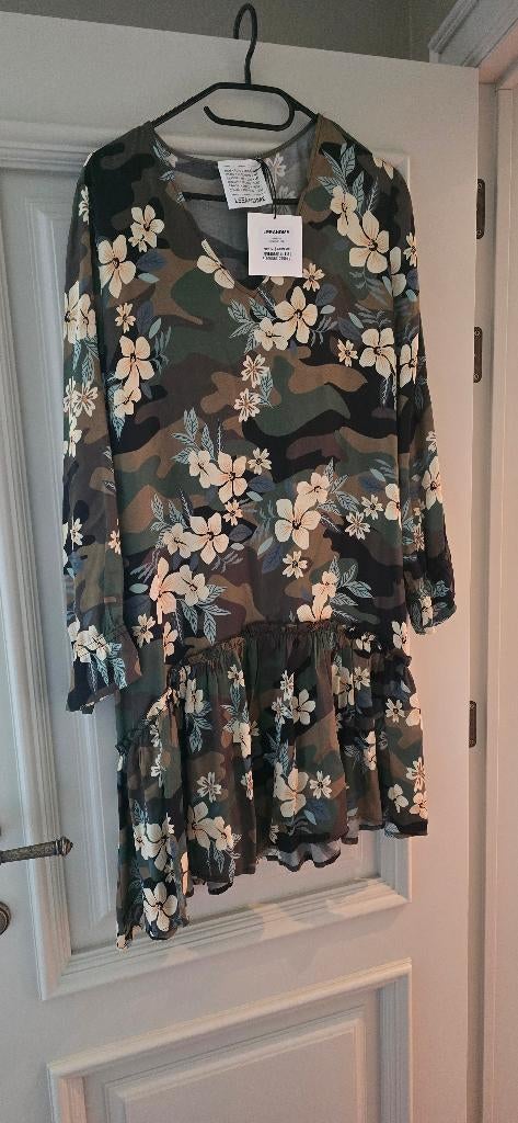 Jurk maat M merk: leeandme, Kleding | Dames, Jurken, Maat 38/40 (M), Nieuw, Ophalen of Verzenden, Boven de knie