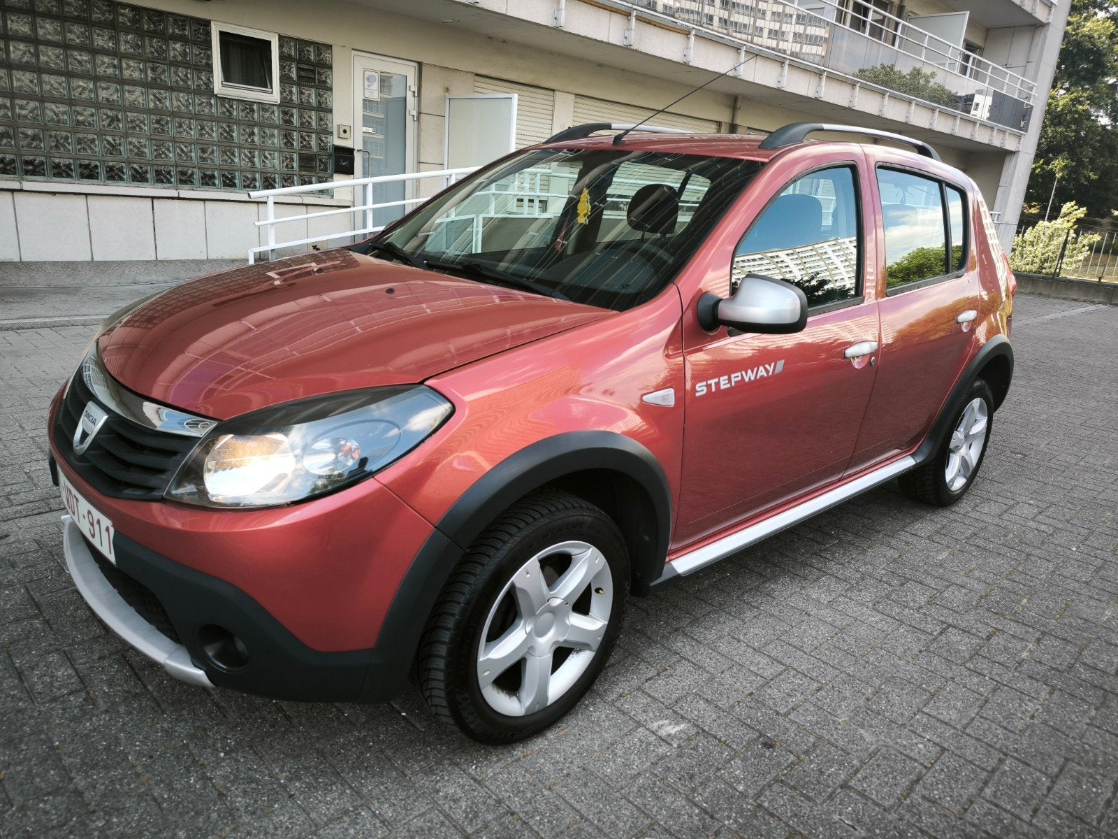 Dacia Sandero Stepway 1.6 Benzine, 1eig, 2011, NIEUW STAAT!!, 1600 cc, Handgeschakeld, 5 deurs, Particulier