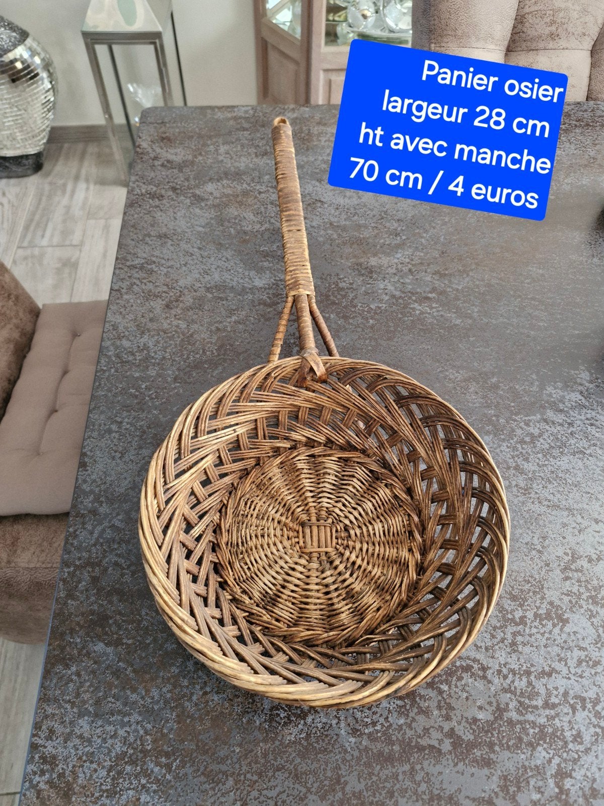 ronde mand met rieten handvat, Huis en Inrichting, Ophalen, Rond, Riet, Mand