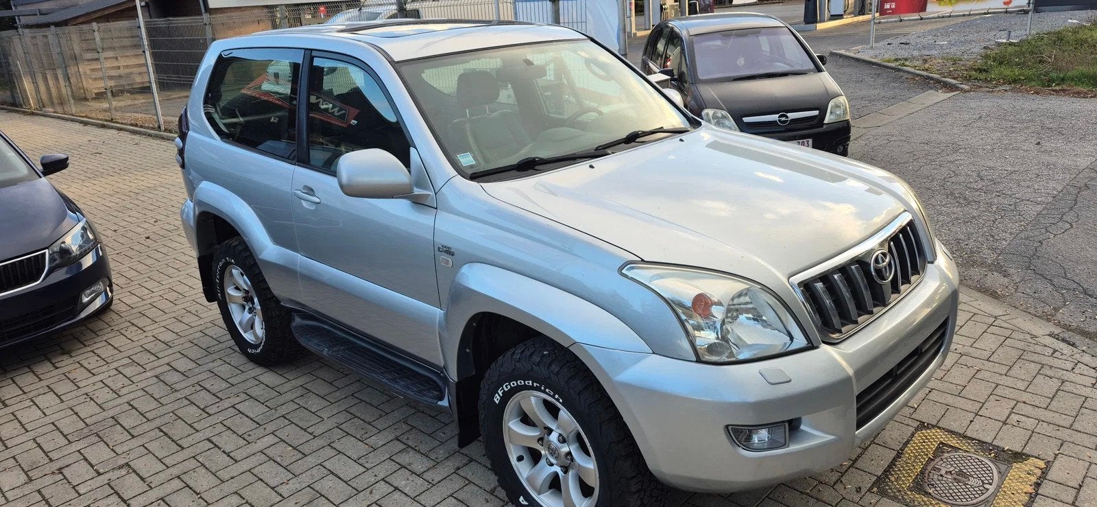 Toyota Land Cruiser vip utilitaire, Autos, Cuir, Argent ou Gris, Achat, 2989 cm³