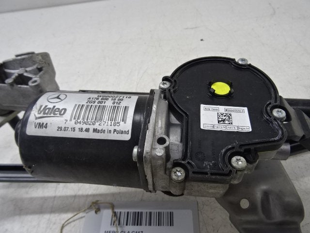 MOTEUR ESSUIE-GLACE AVANT CLA (117.3) (A1769061800), Mercedes-Benz, Mevr. I. Hauben, Utilisé, Rue de l'Espoir 34 34
4030  GRIVEGNÉE, BE