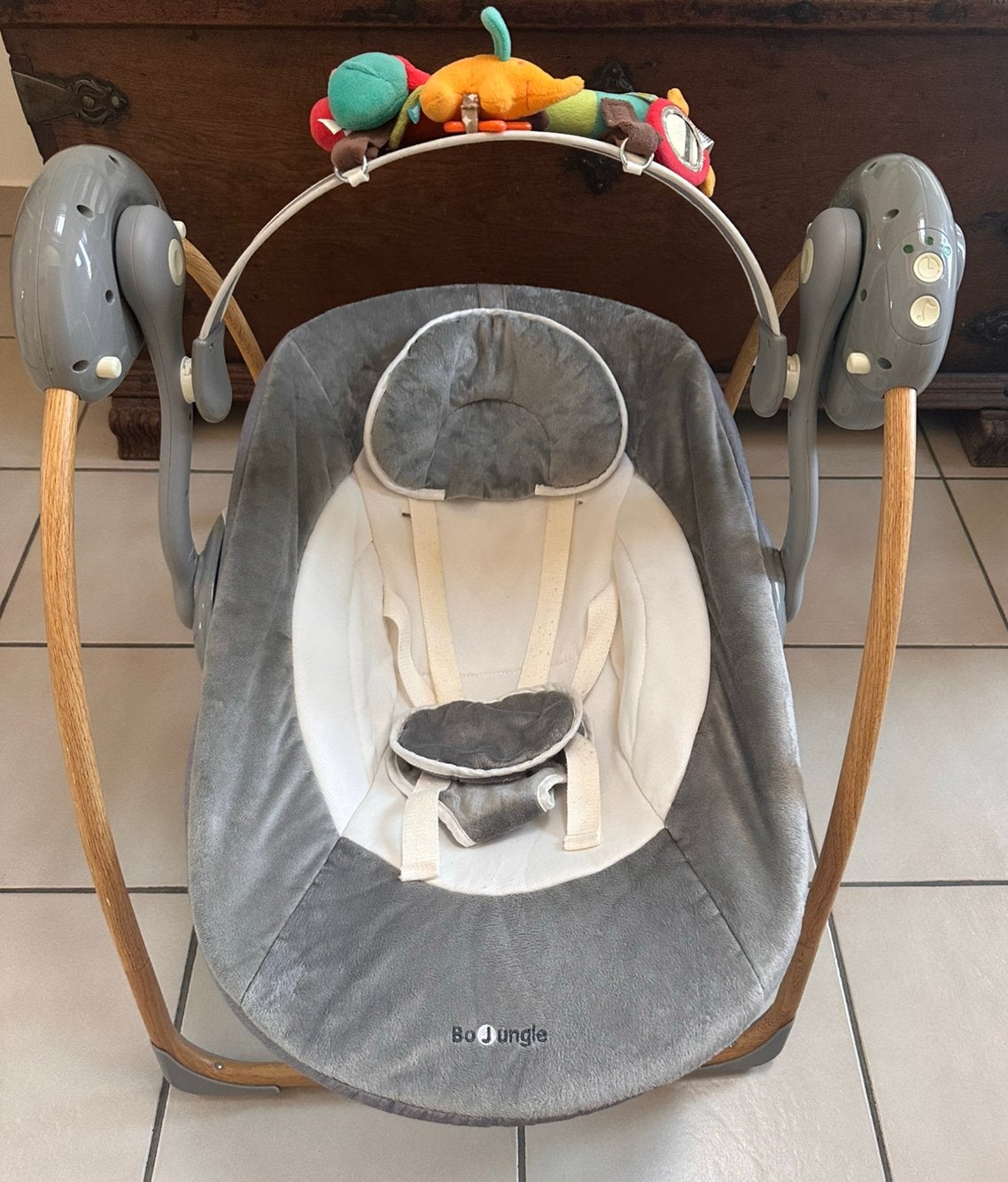 Bo Jungle babyschommel, Kinderen en Baby's, Gebruikt, Schommelstoel, Met gordel(s) of riempje(s), Ophalen