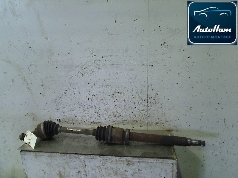AANDRIJFAS RECHTS VOOR Ford Focus 1 Wagon (01-1998/11-2004), Gebruikt, Ford